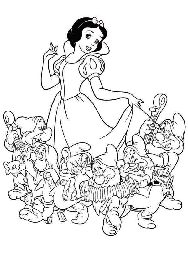 33 Magical Snow White and the Seven Dwarfs Coloring Pages Printable 26