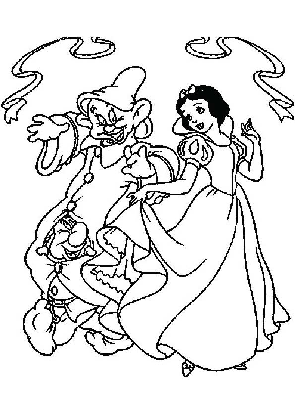 33 Magical Snow White and the Seven Dwarfs Coloring Pages Printable 31